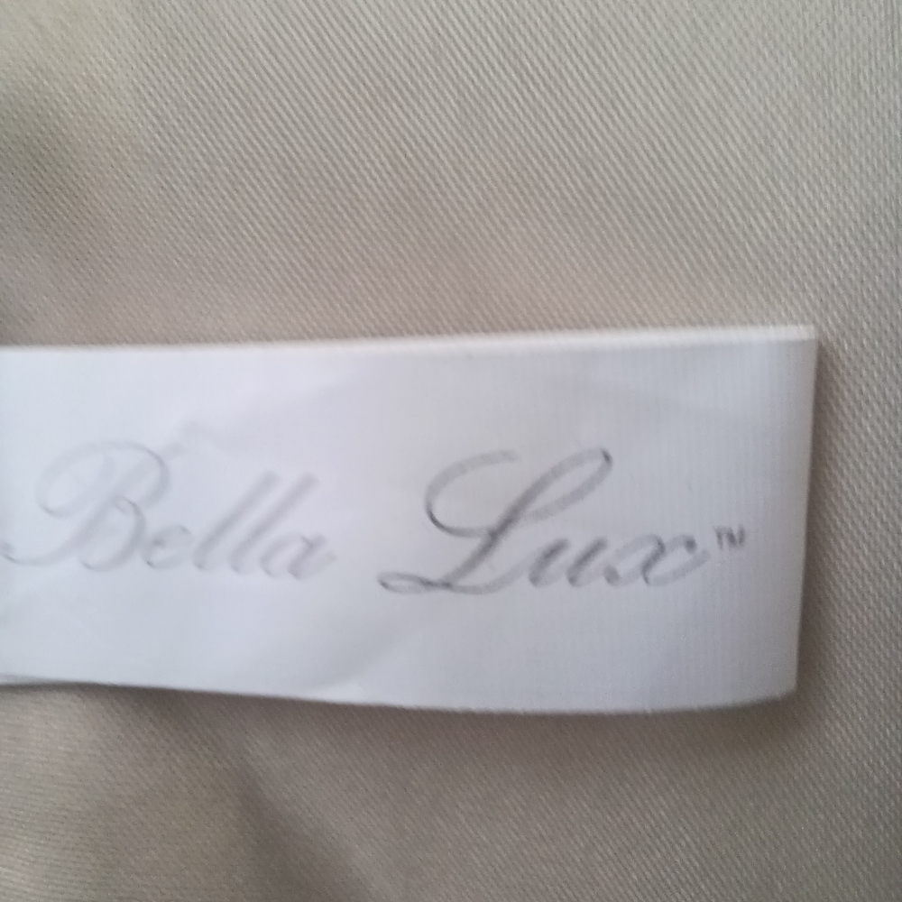 BELLA LUX HOLIDAY TABLE RUNNER NWT 13"X 72" - Picture 9 of 12